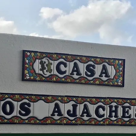 Casa Ajaches Semesterbostad *